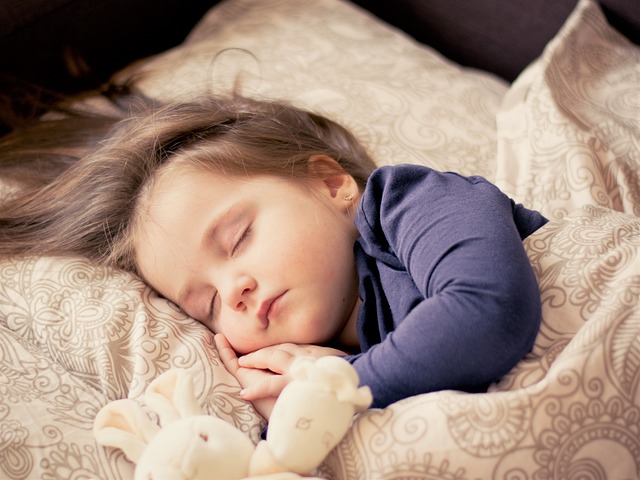 Estetyczne oraz komfortowe łóżka dziecięce – dobry sen ma znaczenie